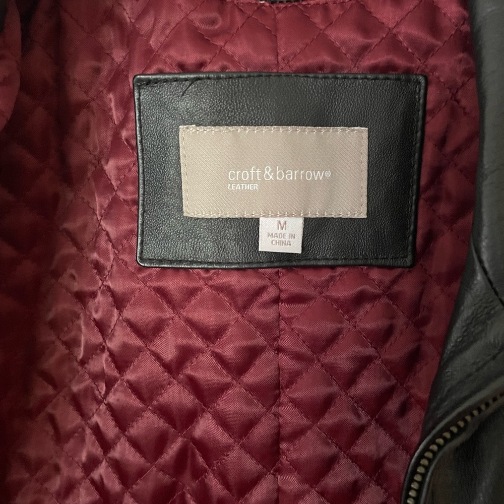 🌸Black Leather Jacket - Croft & Barrow - Picture 10 of 16
